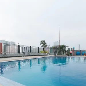 Reddoorz @ Melbourne Makati Makati City